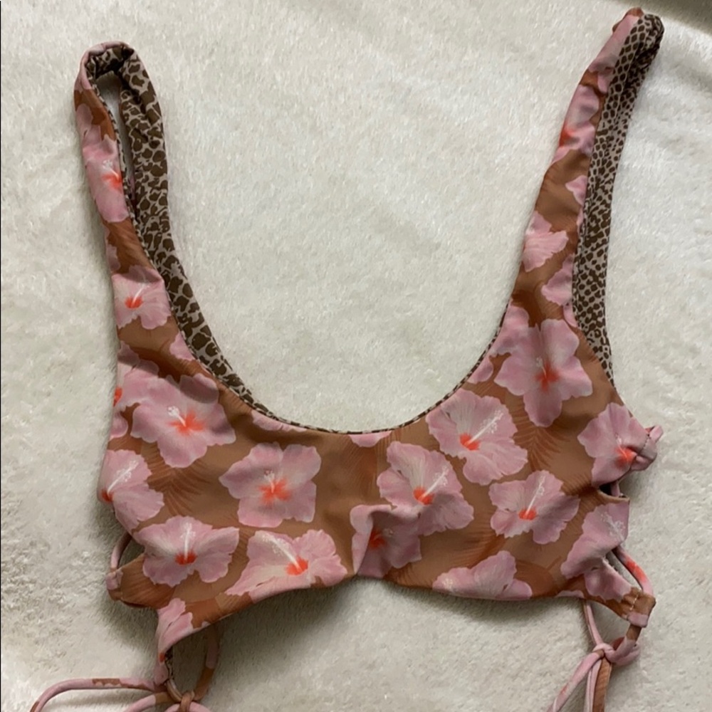 Acacia Top